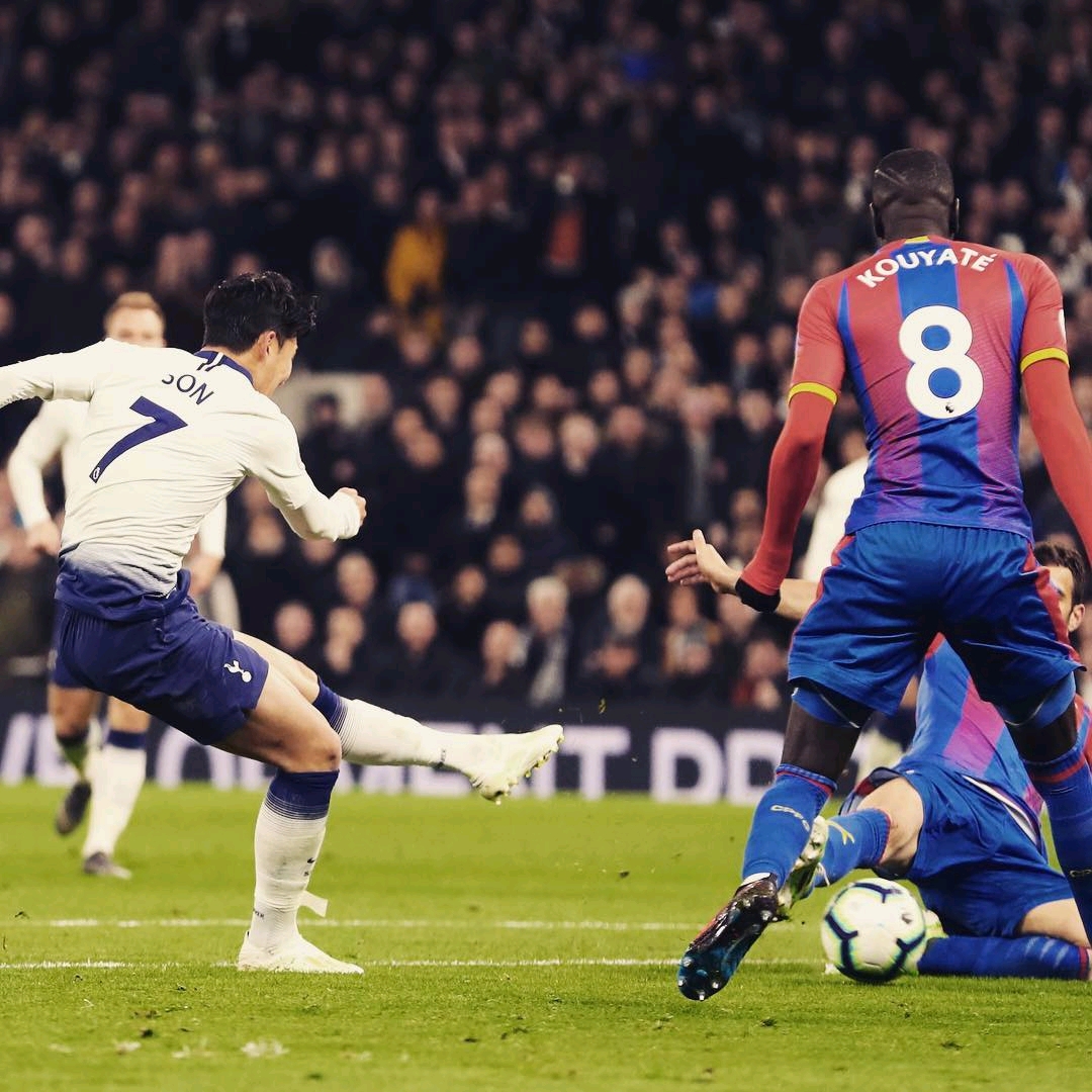 笑却又毫无 笑却又毫无